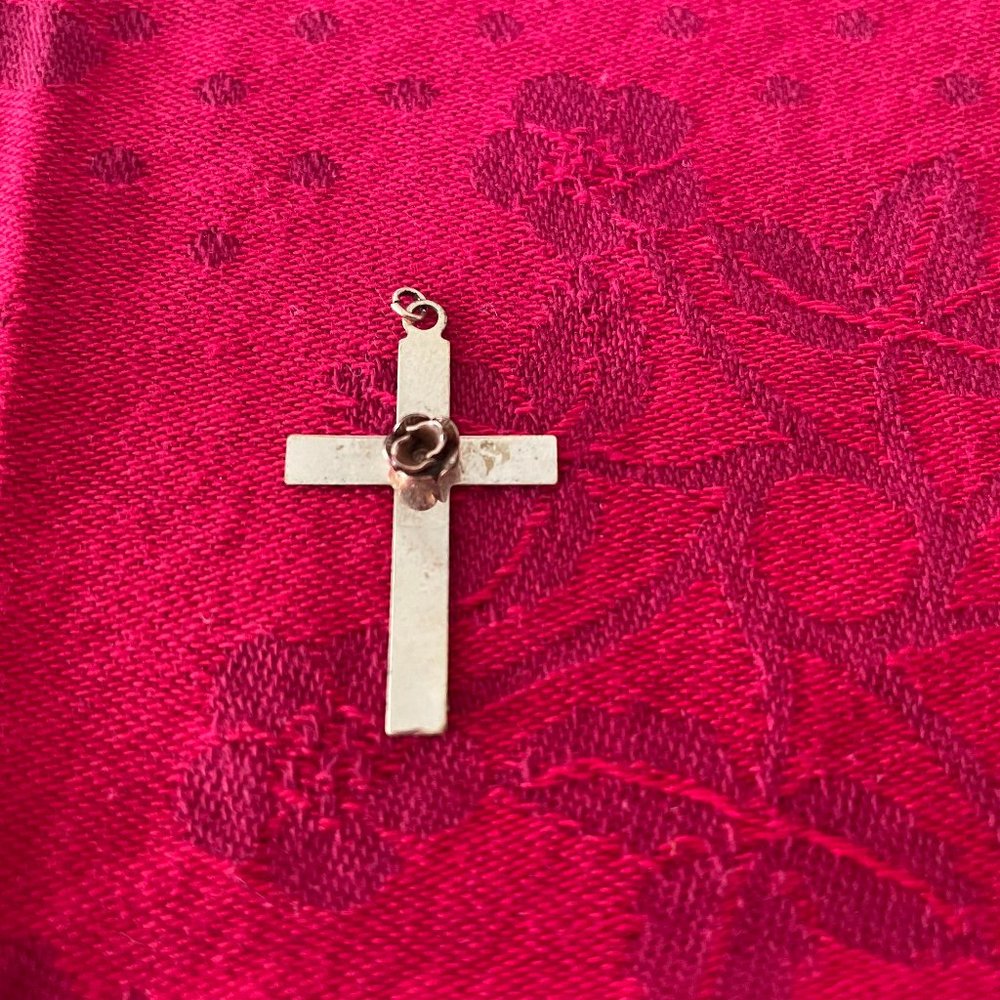14K GOLD FILLED CROSS WITH ROSE PENDANT 1"